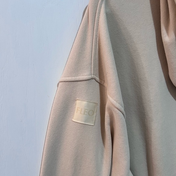 Fleo Beige Cropped Hoodie - Picture 3 of 4
